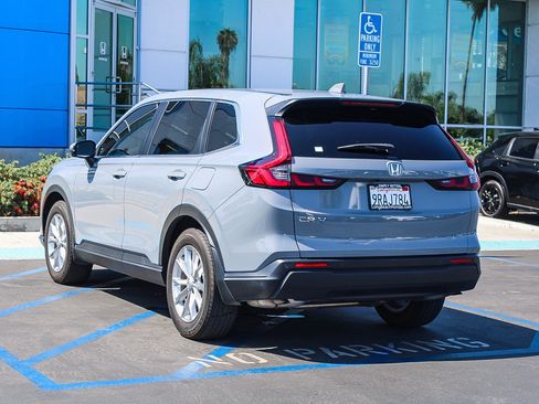 Used 2025 Honda CR-V EX-L image 9