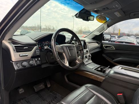 Used 2018 GMC Yukon Denali image 13