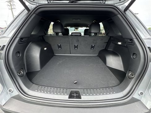 New 2026 Chevrolet Equinox ACTIV image 23