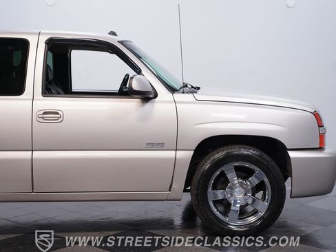 Used 2005 Chevrolet Silverado 1500 SS w/ Safe And Sound Package RWD image 25