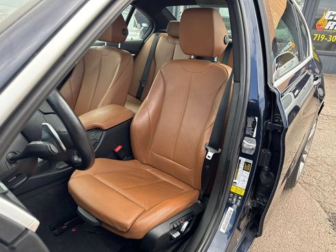 Used 2017 BMW 330i xDrive Sedan AWD/4WD image 9