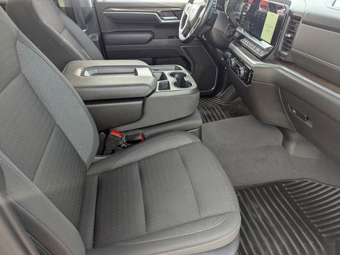 Used 2023 Chevrolet Silverado 1500 RST image 12