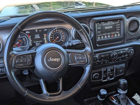 Used 2019 Jeep Wrangler Unlimited Sport S image 14