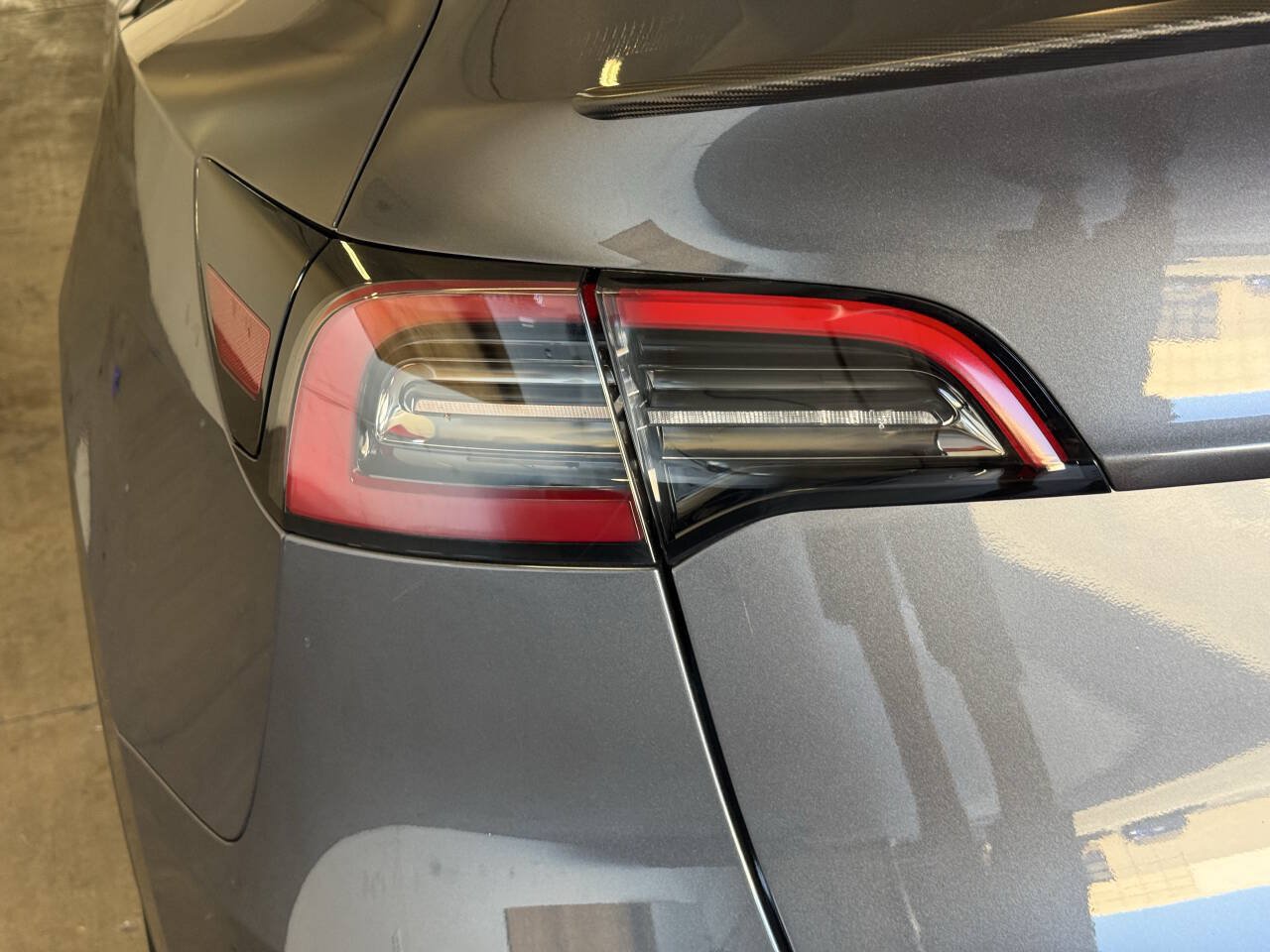 Used 2023 Tesla Model Y Performance AWD/4WD image 37