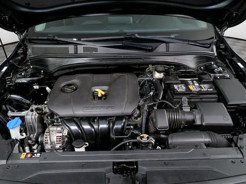 Used 2024 Kia Forte LXS w/ LXS Technology Package FWD image 30