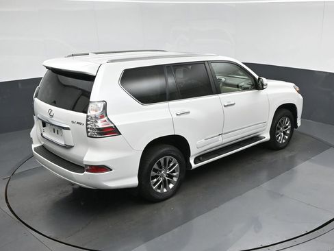 Used 2018 Lexus GX 460 Luxury AWD/4WD image 63