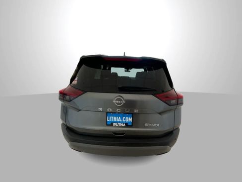 Used 2023 Nissan Rogue SV AWD/4WD image 7