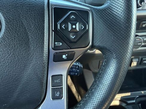 Certified 2022 Toyota Tacoma Limited image 21