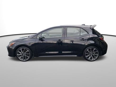 Used 2019 Toyota Corolla XSE image 2