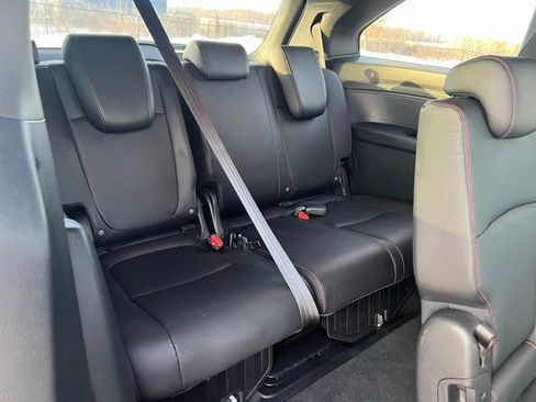 Used 2023 Honda Odyssey Sport image 32