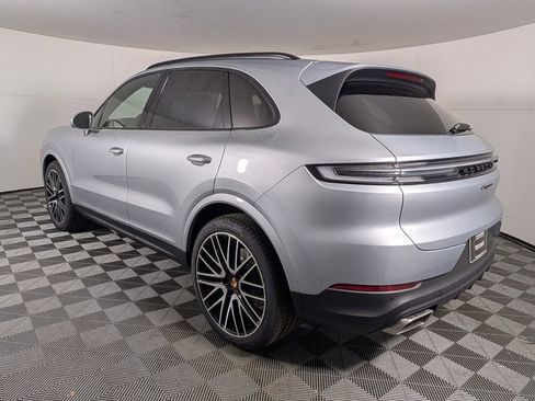 New 2026 Porsche Cayenne AWD/4WD image 3