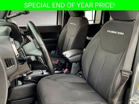 Used 2016 Jeep Wrangler Unlimited Rubicon w/ Connectivity Group image 19