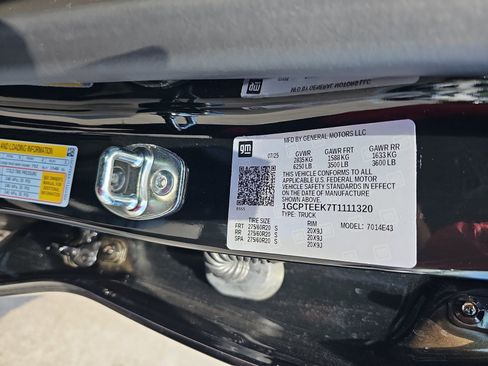 Used 2026 Chevrolet Colorado Trail Boss AWD/4WD image 29