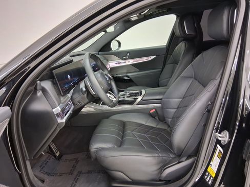 Certified 2024 BMW 760i xDrive 760i xDrive image 3