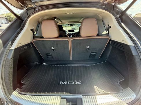 Used 2024 Acura MDX SH-AWD w/ Advance Package image 13