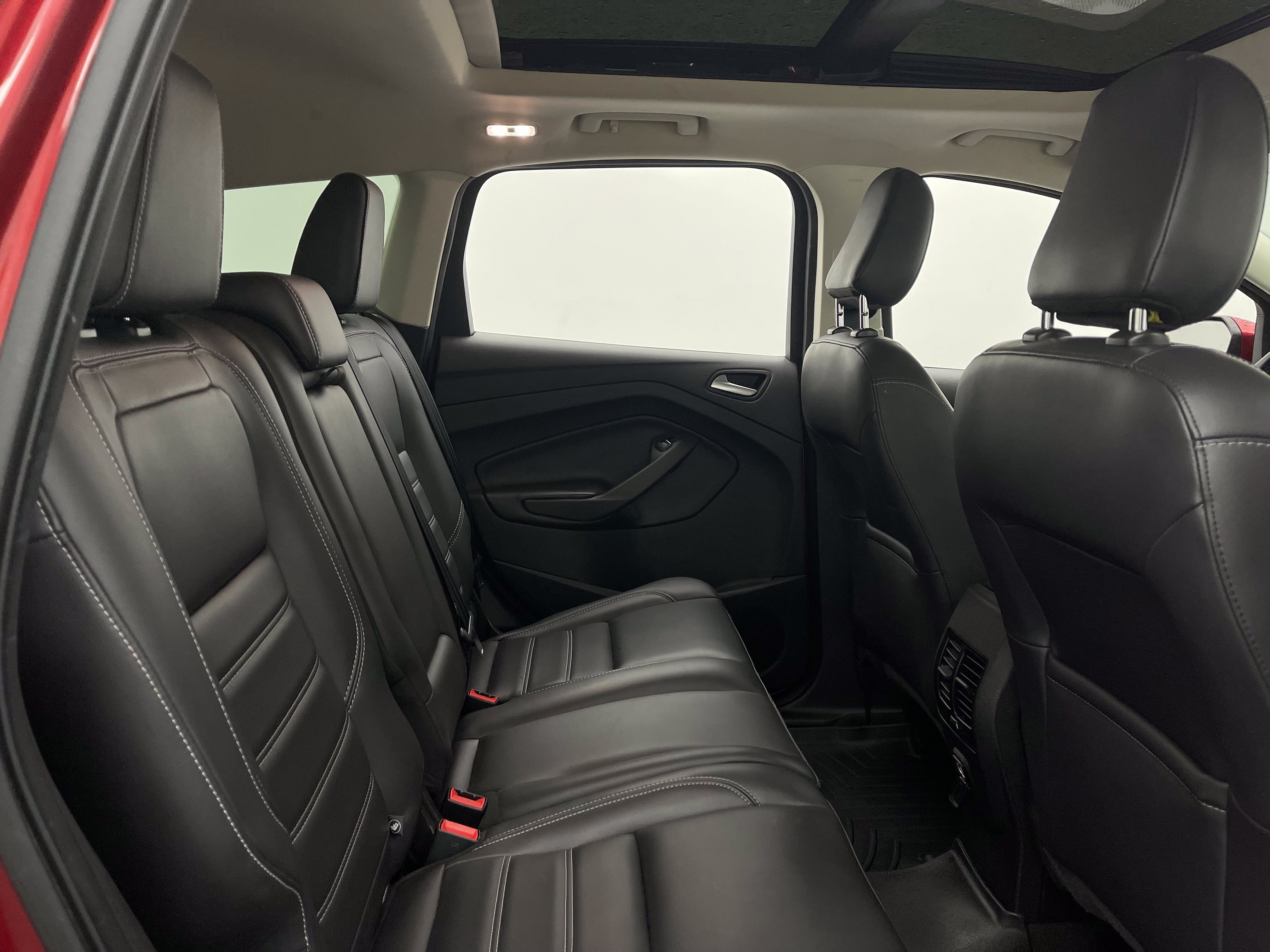 Used 2019 Ford Escape SEL AWD/4WD image 39