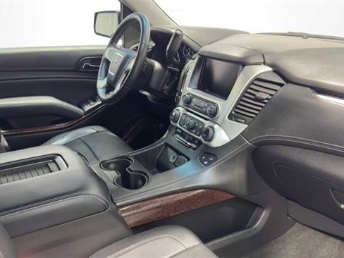 Used 2016 GMC Yukon XL SLT w/ Open Road Package image 13