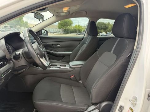 Used 2022 Nissan Sentra SV w/ Trunk Package FWD image 24