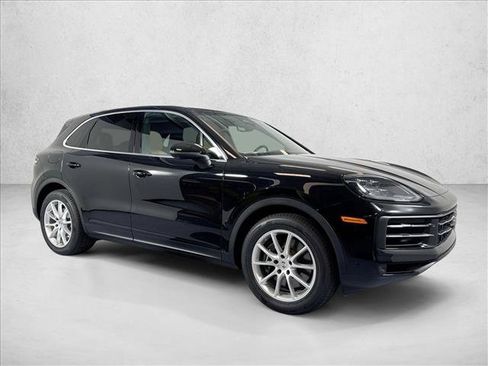 Used 2026 Porsche Cayenne AWD/4WD image 7