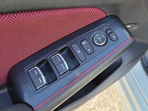 Used 2024 Honda Civic Si image 18