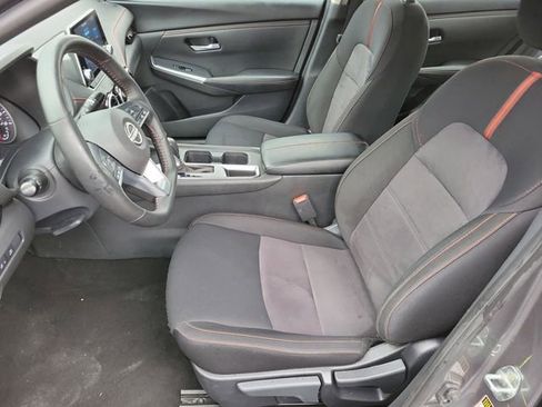 Used 2025 Nissan Sentra SR image 9