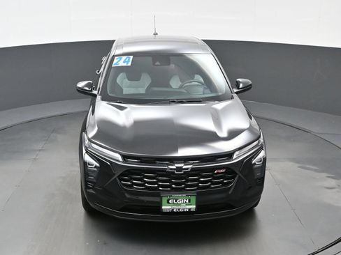 Used 2024 Chevrolet Trax RS w/ Driver Confidence Package FWD image 42