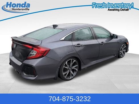 Used 2018 Honda Civic Si image 8