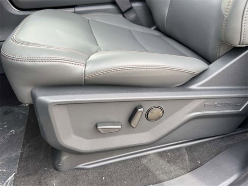 New 2025 Ford Expedition Max Active image 18