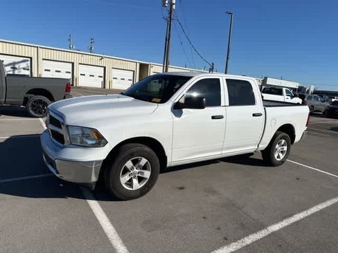 Used 2022 RAM 1500 Classic SLT image 15