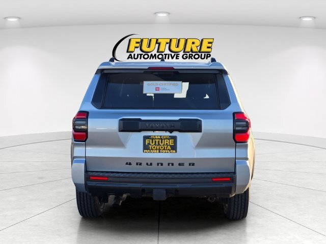 Certified 2025 Toyota 4Runner SR5 AWD/4WD image 6