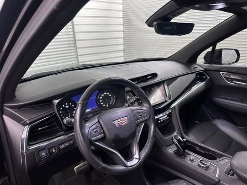 Used 2020 Cadillac XT6 Sport image 9