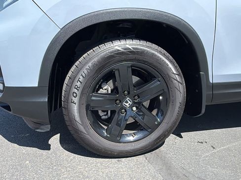 Used 2022 Honda Ridgeline Black Edition image 9
