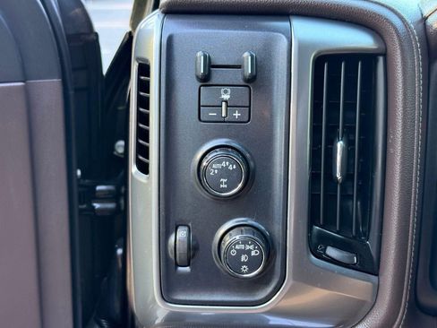 Used 2017 Chevrolet Silverado 1500 LTZ Z71 AWD/4WD image 36