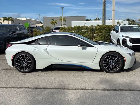 Used 2019 BMW i8 Coupe AWD/4WD image 8