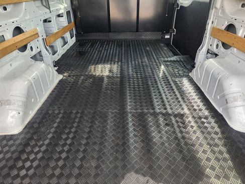 Used 2024 Ford Transit 250 Low Roof w/ Exterior Upgrade Package image 31