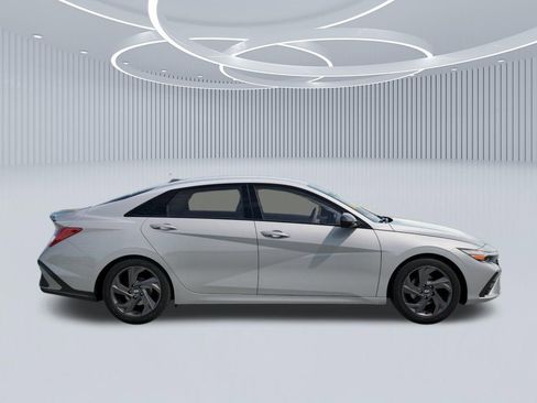New 2026 Hyundai Elantra Sport FWD image 7