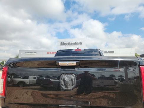Used 2019 RAM 1500 Big Horn AWD/4WD image 6