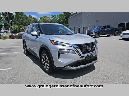 Used 2021 Nissan Rogue SV FWD image 17