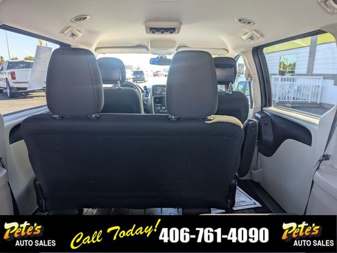 Used 2017 Dodge Grand Caravan SE w/ Power Window Group image 12