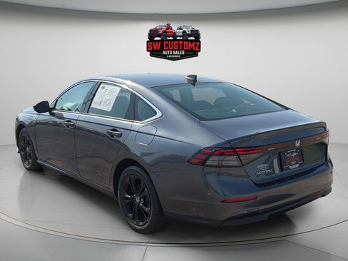 Used 2024 Honda Accord EX image 5