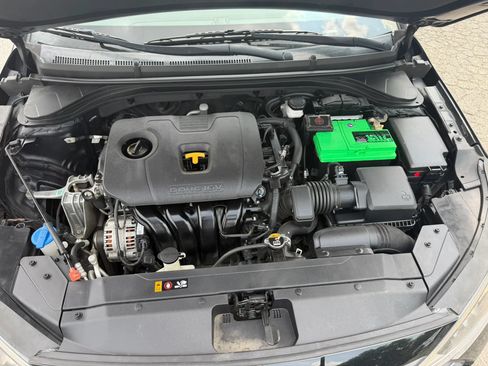 Used 2020 Hyundai Elantra SEL w/ Cargo Package (C1) FWD image 25