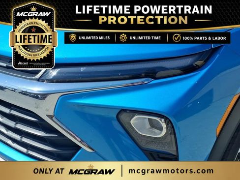 Used 2025 Chevrolet TrailBlazer LT AWD/4WD image 9