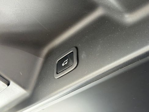 Used 2021 Land Rover Range Rover Westminster Edition AWD/4WD image 9