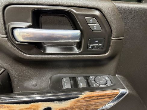 Used 2022 Chevrolet Silverado 2500 High Country w/ Safety Package II image 14