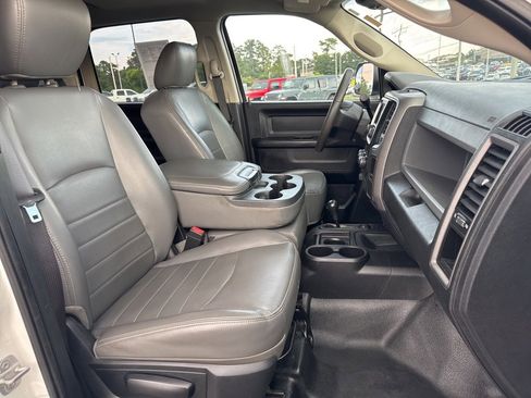 Used 2014 RAM 3500 Tradesman w/ Chrome Appearance Group image 26