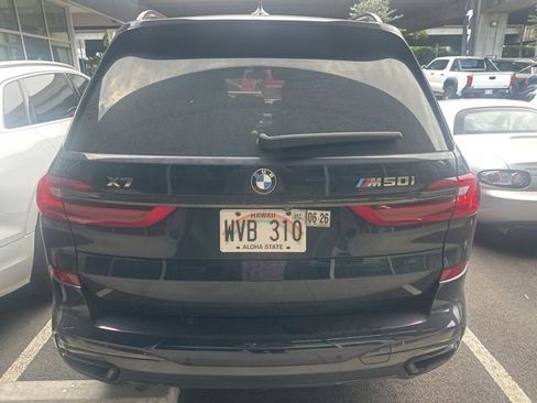 Used 2021 BMW X7 M50i w/ Dynamic Handling Package AWD/4WD image 5