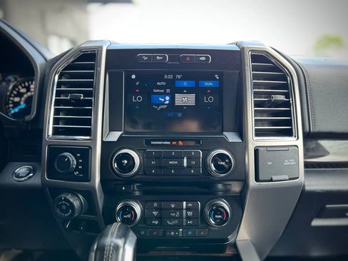 Used 2016 Ford F150 Platinum w/ Equipment Group 701A Luxury image 24