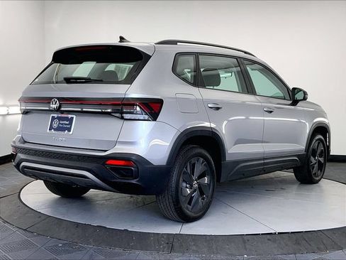 Used 2025 Volkswagen Taos S FWD image 7