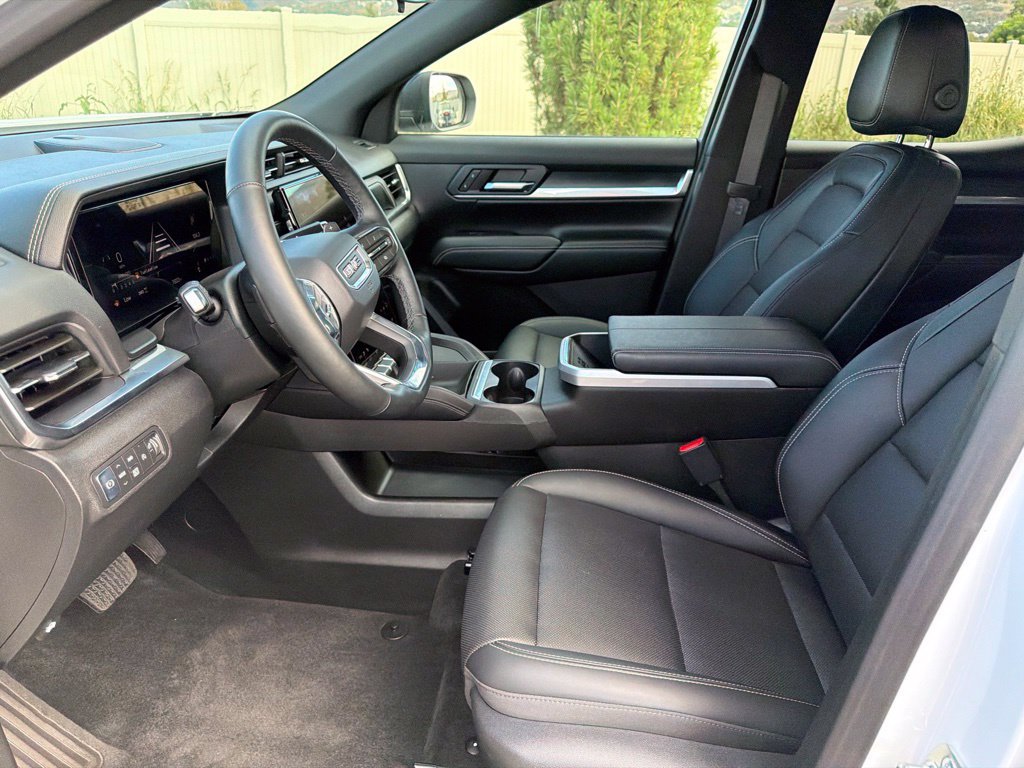 Used 2026 GMC Terrain Elevation w/ Elevation Premium Package AWD/4WD image 17