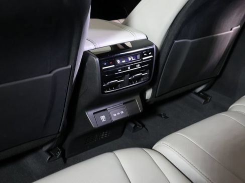 Used 2026 Acura MDX SH-AWD w/ Technology Package image 16